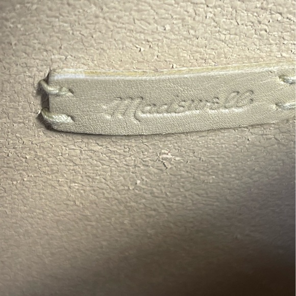 Madewell The Transport Saddlebag - Picture 9 of 12